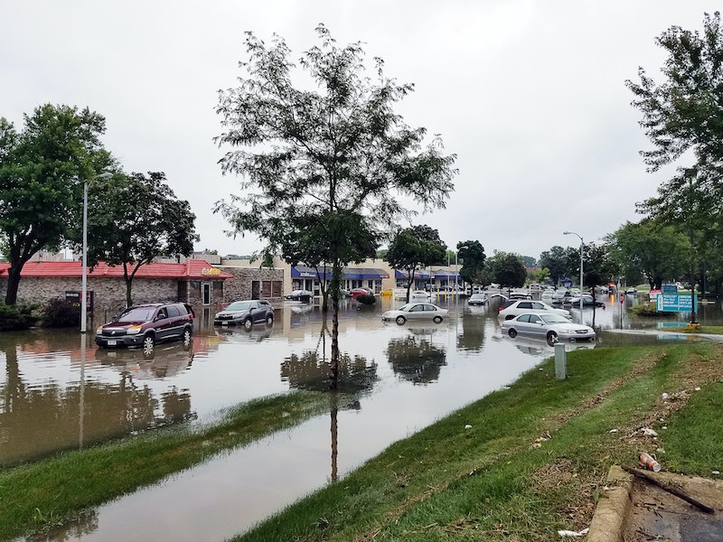 jim-gade-cKjxGyfNdQc-unsplash flood insurance